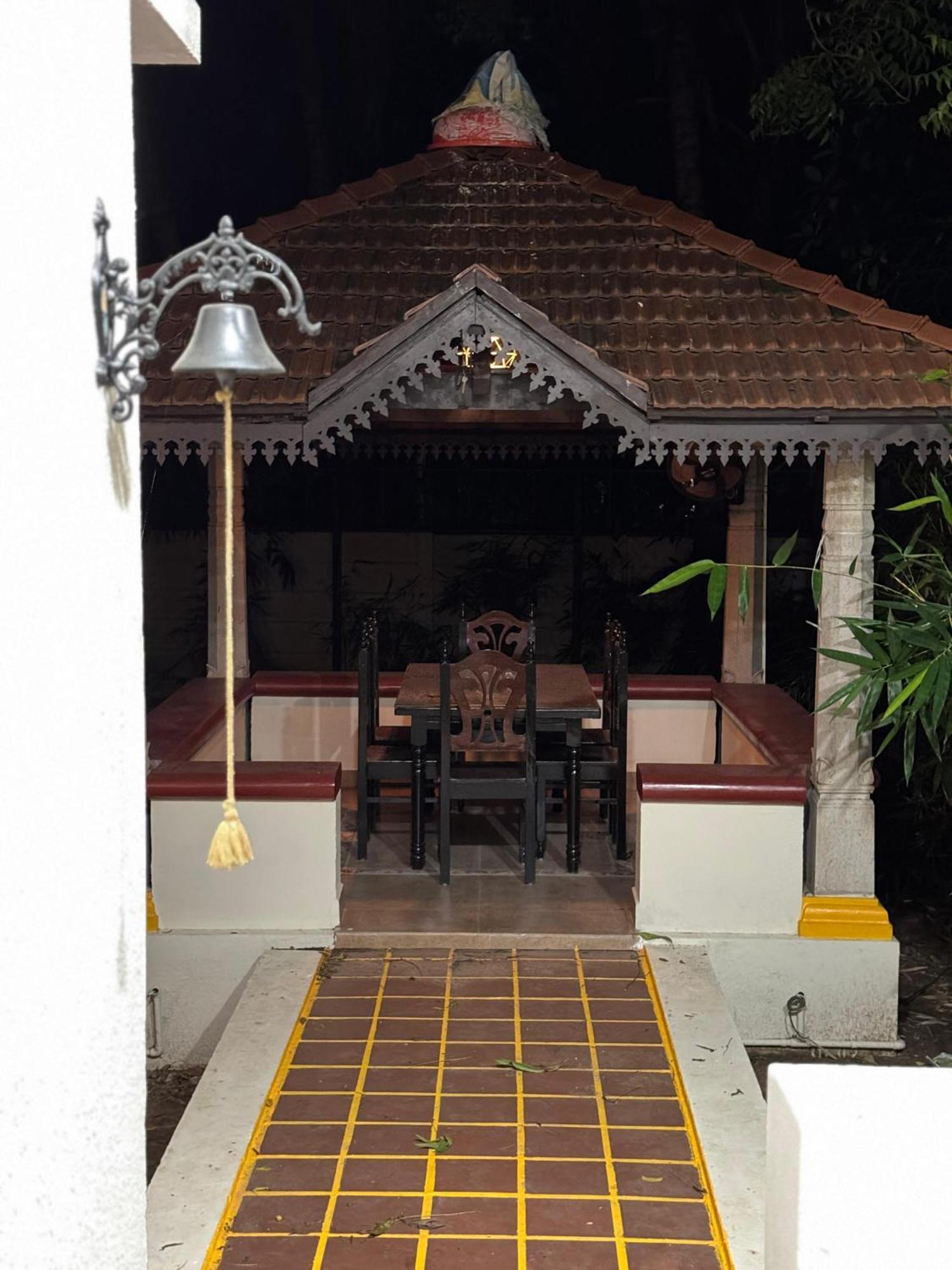 Home Stay At Sriram Villa Kumbakonam Exteriör bild