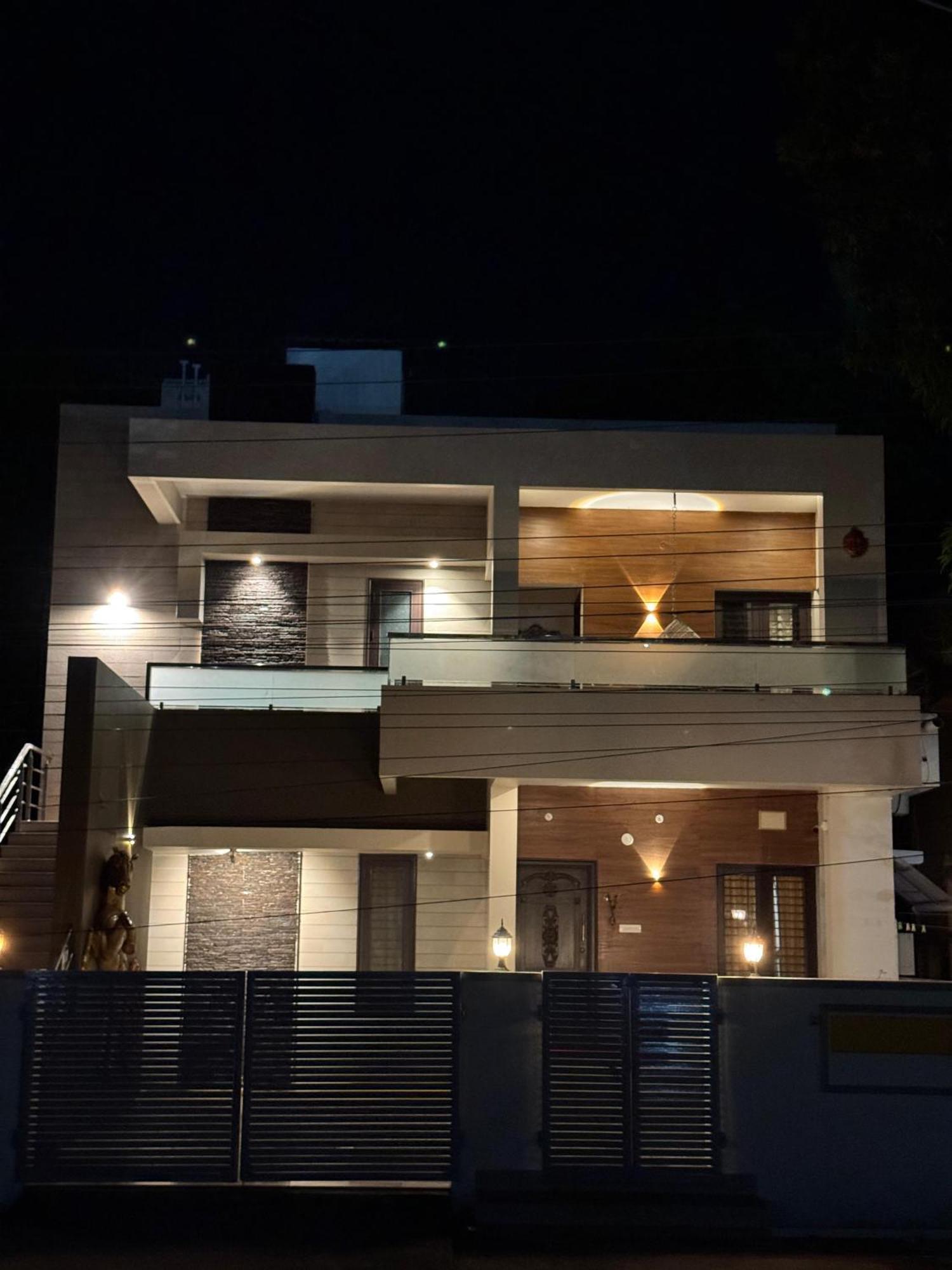 Home Stay At Sriram Villa Kumbakonam Exteriör bild